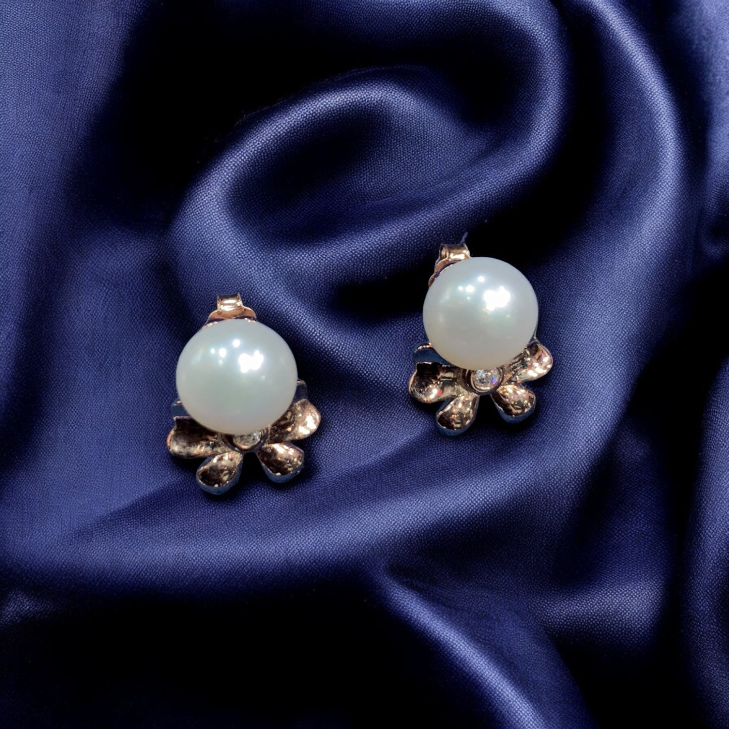 Elegant Peral Chain Set