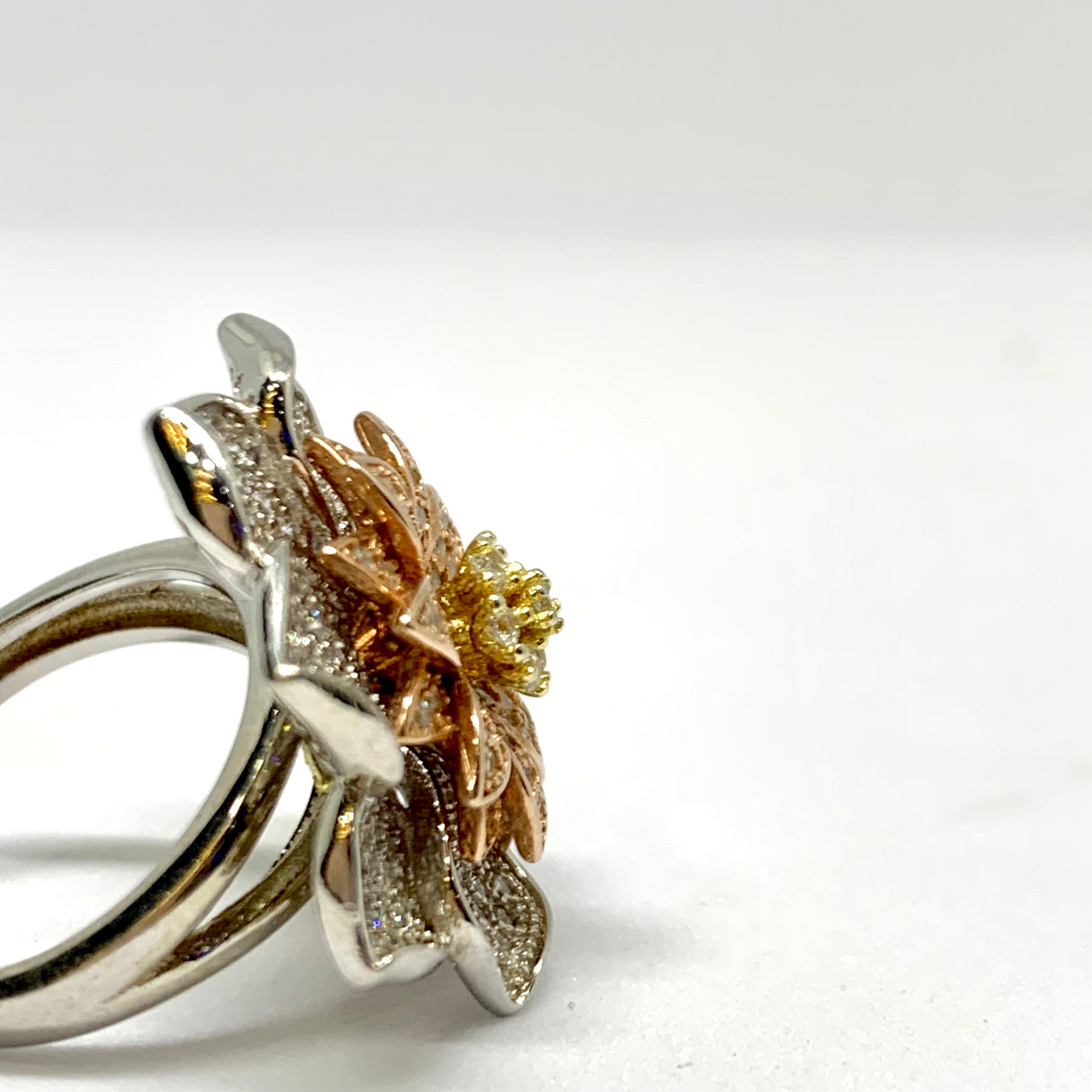 Designer 925 Sterling Silver Flower Cocktail Ring