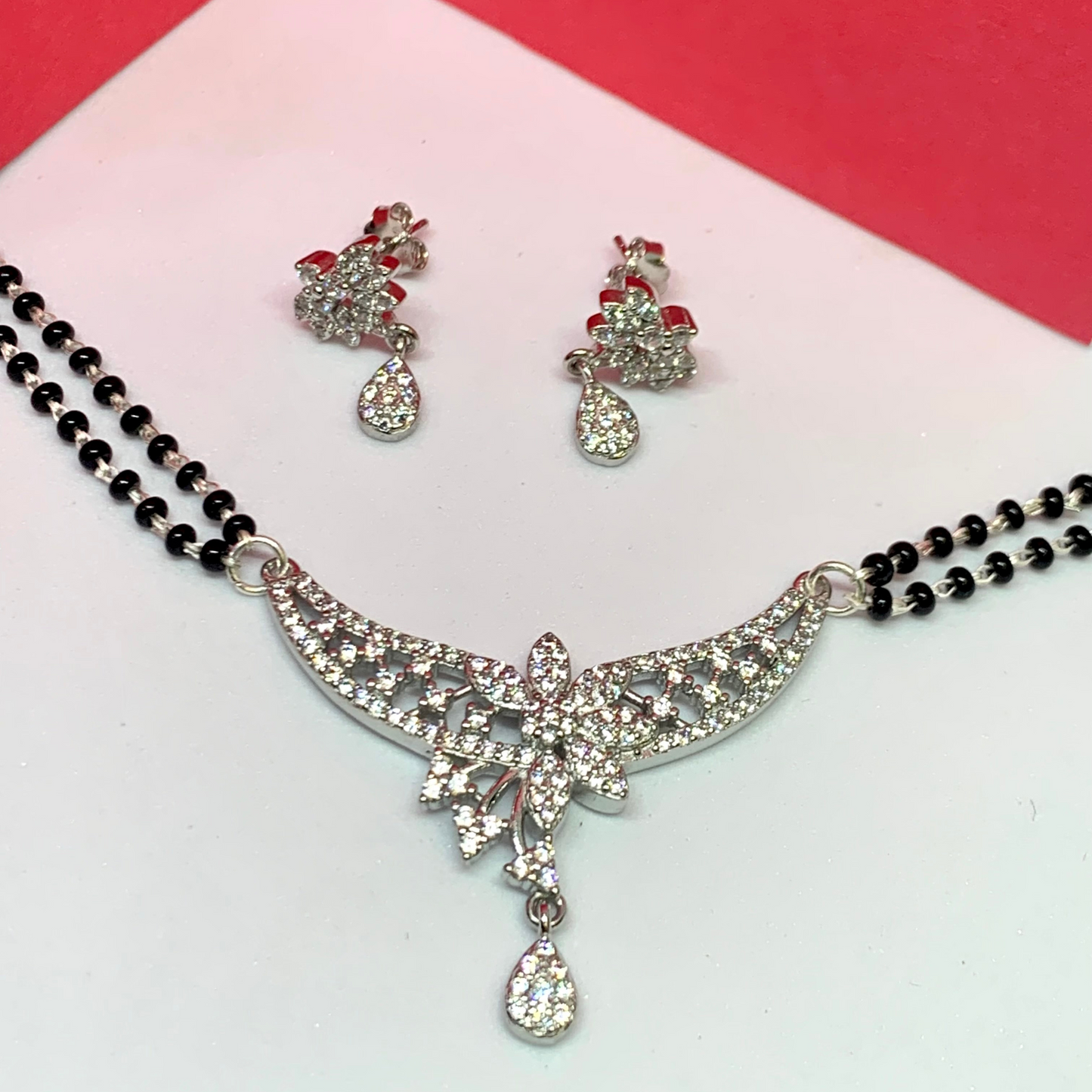 White Color Cubic Zirconia Diamond Mangalsutra