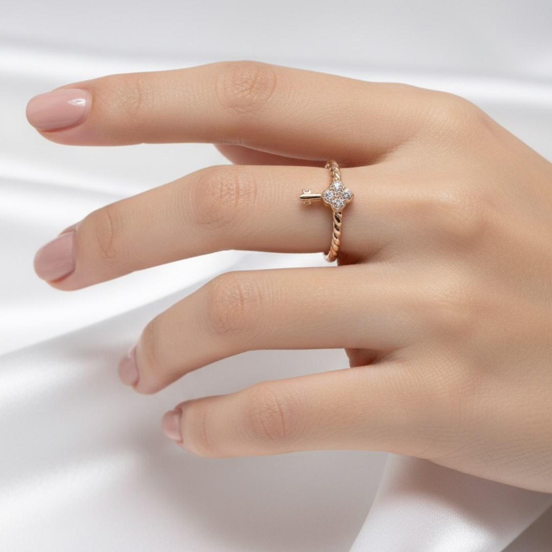 Key Charming Ring