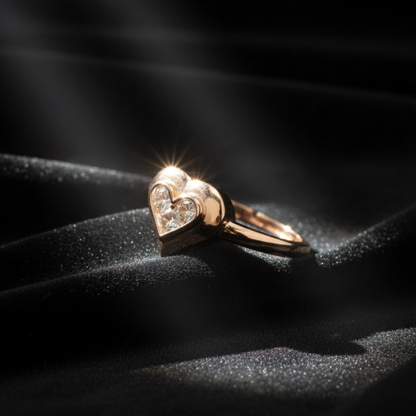 Charming Diamond Finger Ring