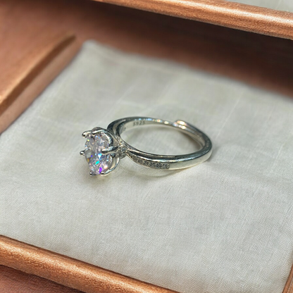 Princess ring with zirconia stones