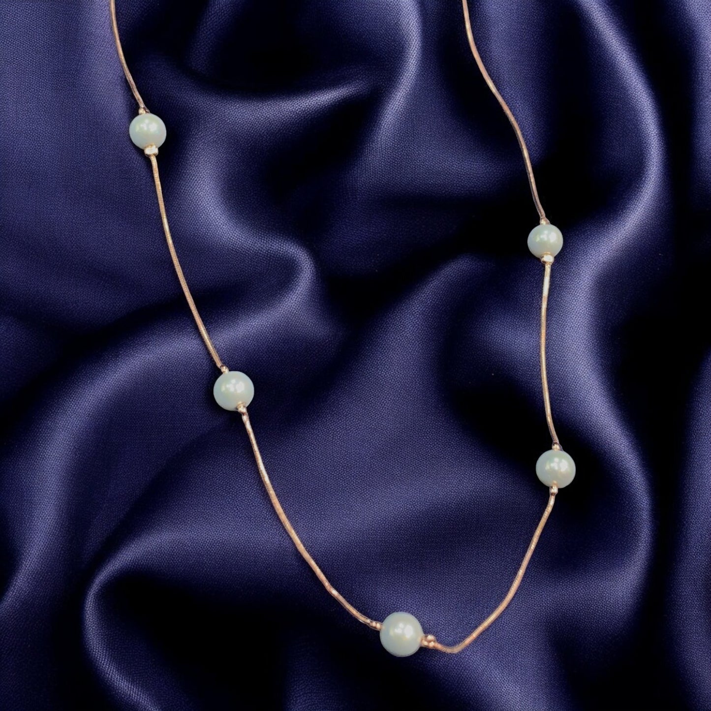 Elegant Peral Chain Set